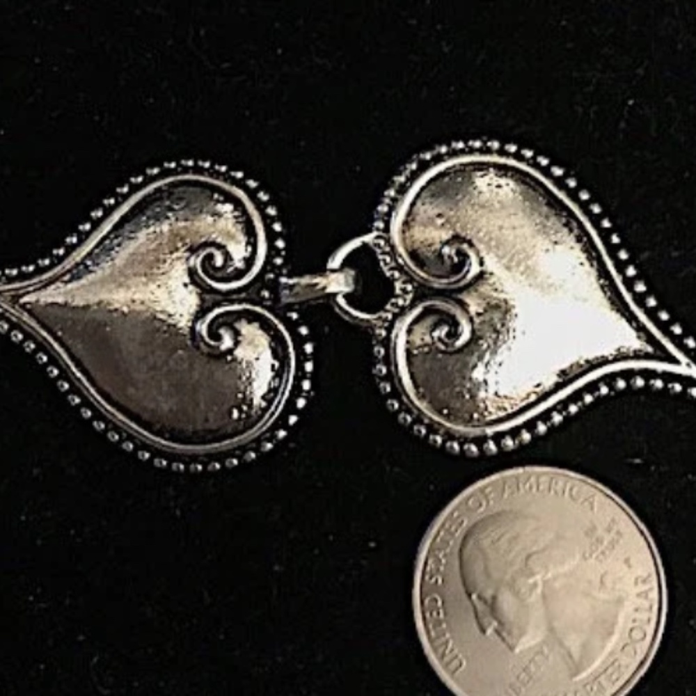 heart cloak clasp